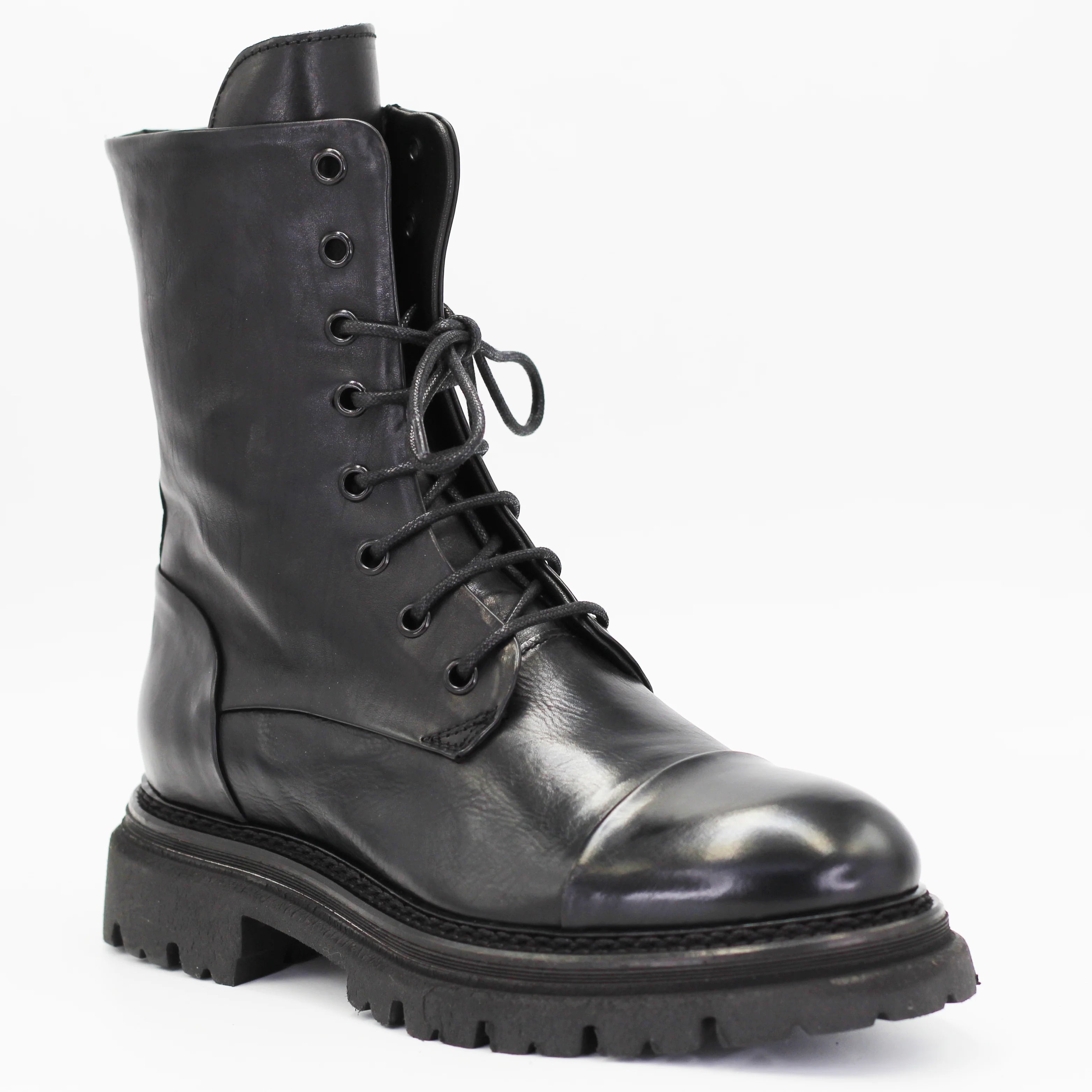  Shop Women's chunky ankle boot in calf leather nero (JP35773/1) or browse our range of men's Italian clothing and shoes in leather in-store at Aliverti Cape Town, or shop online. We deliver in South Africa & offer multiple payment plans as well as accept multiple safe & secure payment methods.