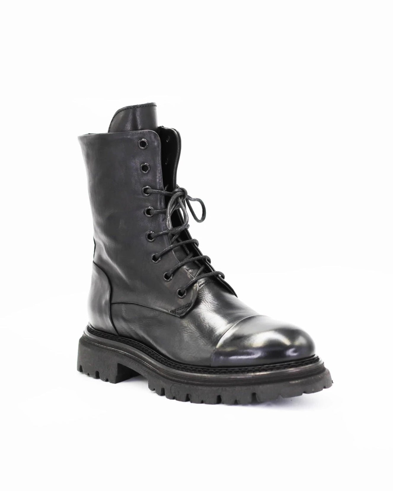  Shop Women's chunky ankle boot in calf leather nero (JP35773/1) or browse our range of men's Italian clothing and shoes in leather in-store at Aliverti Cape Town, or shop online. We deliver in South Africa & offer multiple payment plans as well as accept multiple safe & secure payment methods.