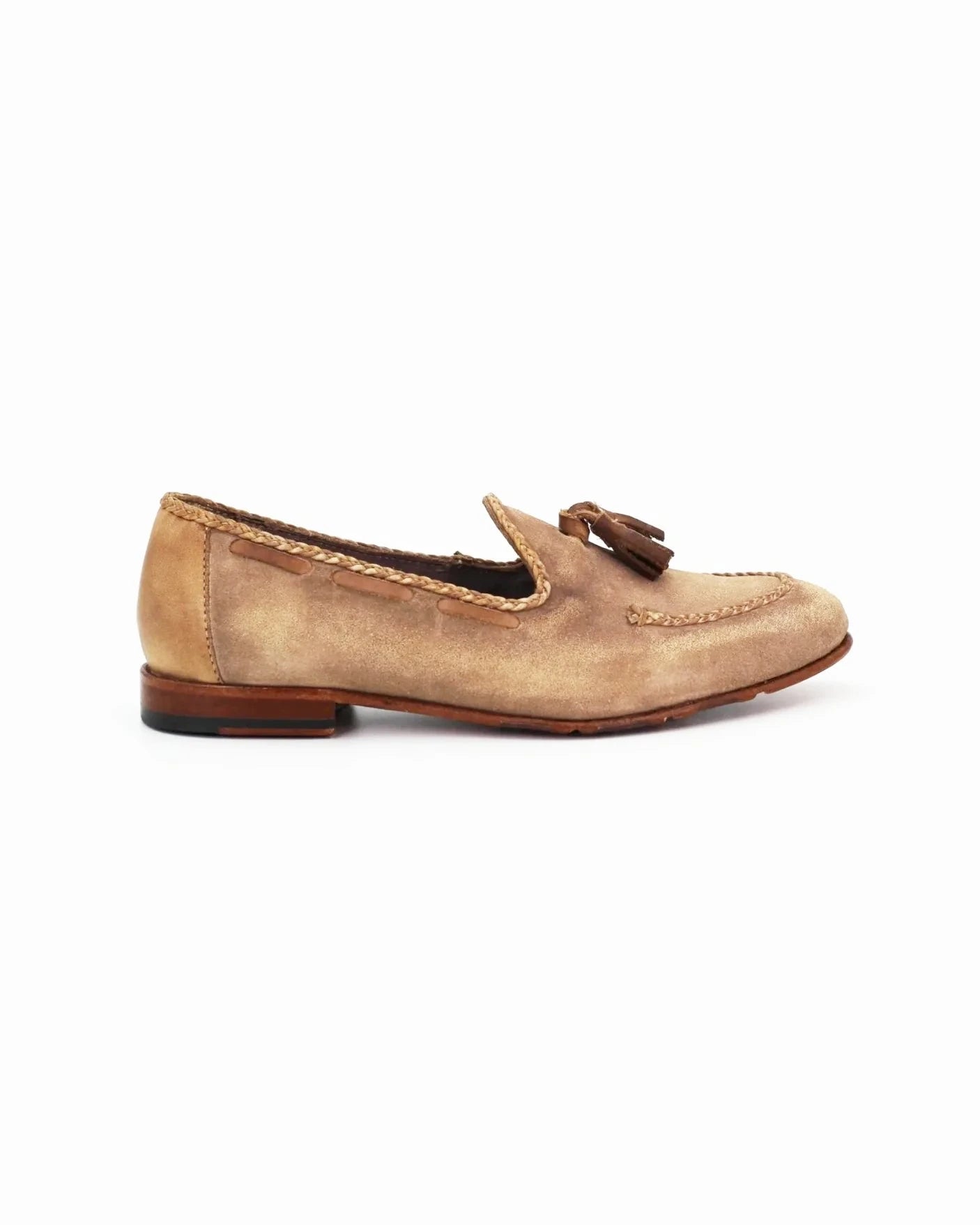 Shop Handmade Italian Leather Women's tassle moccasin (JPD6836/4) or browse our range of hand-made Italian shoes in leather or suede in-store at Aliverti Cape Town, or shop online. We deliver in South Africa & offer multiple payment plans as well as accept multiple safe & secure payment methods.