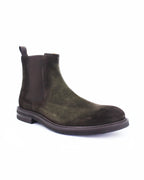 Shop Handmade Italian Suede Chealsea Boot in Green (8589) or browse our range of hand-made Italian boots for men in leather or suede in-store at Aliverti Durban or Cape Town, or shop online. We deliver in South Africa & offer multiple payment plans as well as accept multiple safe & secure payment methods.