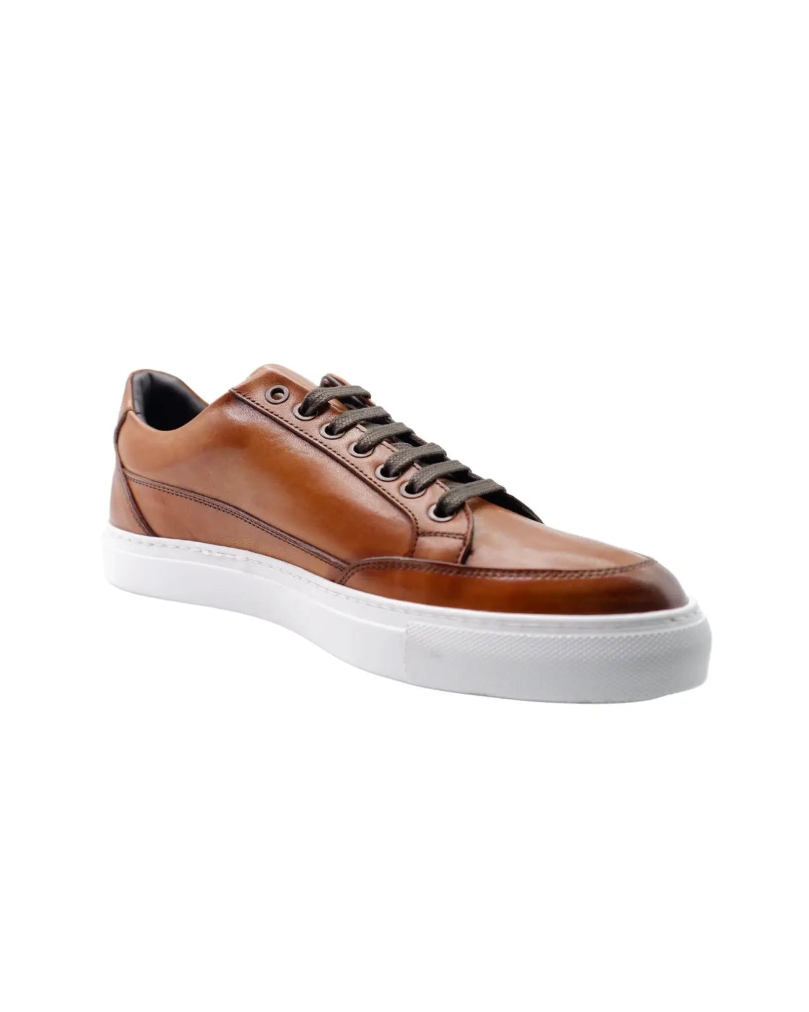 Shop Handmade Italian Leather Sneaker in Brown (DU5082) or browse our range of hand-made Italian sneakers for men in leather or suede in-store at Aliverti Durban or Cape Town, or shop online. We deliver in South Africa & offer multiple payment plans as well as accept multiple safe & secure payment methods.