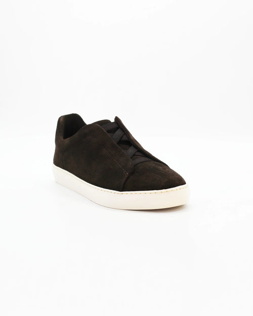 Shop Men's Laceless Sneaker in Leather Suede Testa Di Moro or browse our range of hand-made Italian shoes in leather or suede in-store at Aliverti Cape Town, or shop online. We deliver in South Africa & offer multiple payment plans as well as accept multiple safe & secure payment methods.