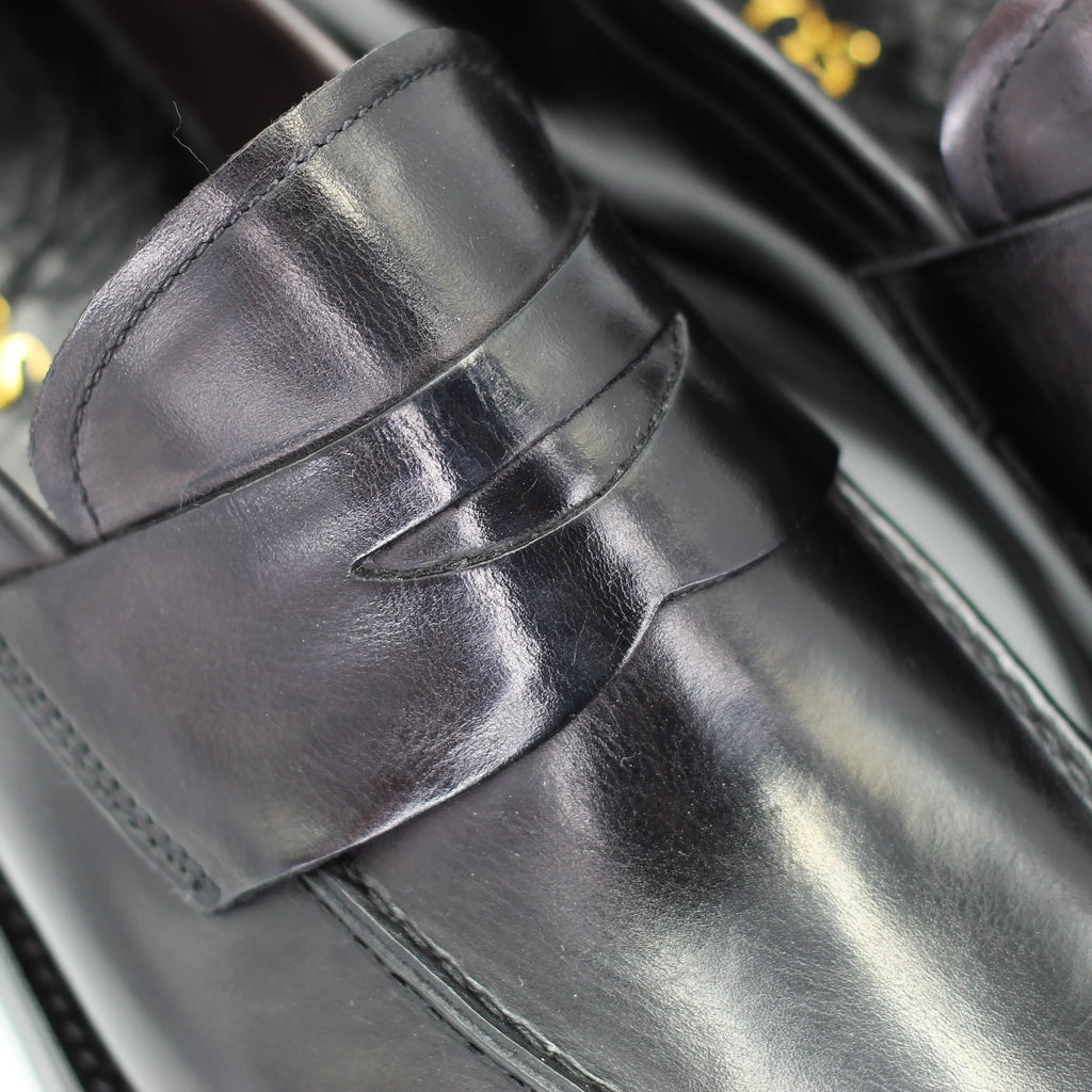 Shop Handmade Italian Leather men's classic moccasin (BRU10010) or browse our range of hand-made Italian shoes in leather or suede in-store at Aliverti Cape Town, or shop online. We deliver in South Africa & offer multiple payment plans as well as accept multiple safe & secure payment methods.
