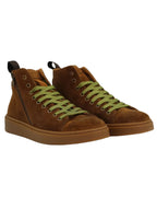 Shop Handmade Italian Leather Men's high top sneaker in calf leather suede sigaro (1066) or browse our range of hand-made Italian shoes in leather or suede in-store at Aliverti Cape Town, or shop online. We deliver in South Africa & offer multiple payment plans as well as accept multiple safe & secure payment methods.