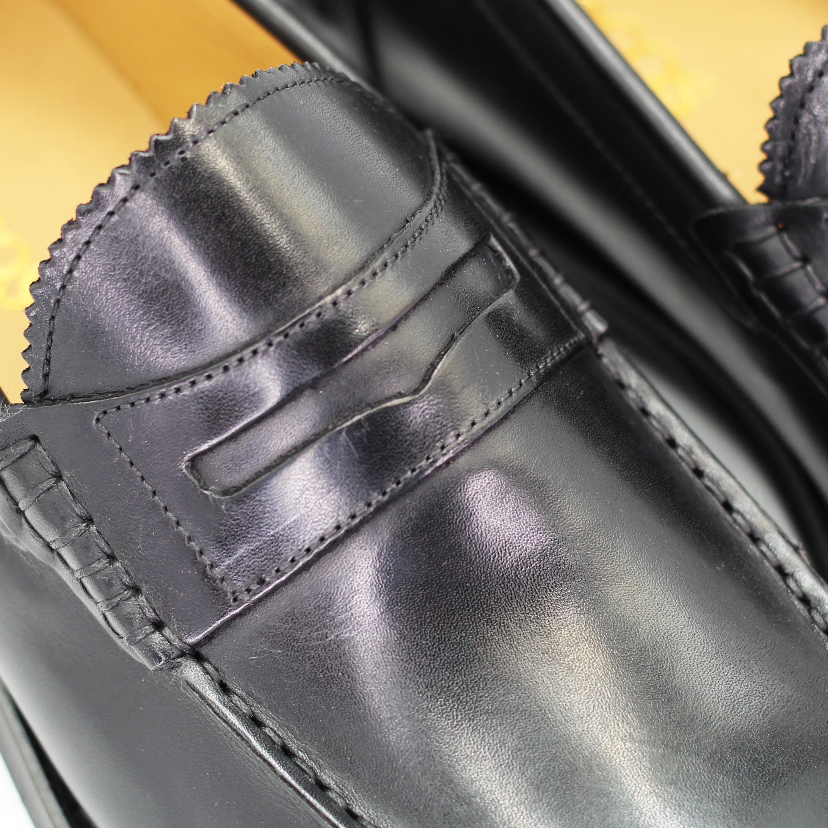 Shop Handmade Italian Leather men's moccasin (BRU8826) or browse our range of hand-made Italian shoes in leather or suede in-store at Aliverti Cape Town, or shop online. We deliver in South Africa & offer multiple payment plans as well as accept multiple safe & secure payment methods.