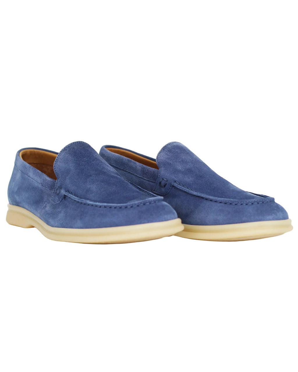 Shop men's moccasin in calf leather suede jeans (GRUElite-10) or browse our range of men's Italian clothing and shoes in leather in-store at Aliverti Cape Town, or shop online. We deliver in South Africa & offer multiple payment plans as well as accept multiple safe & secure payment methods.