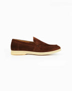 Shop men's moccasin in calf leather suede terra (GRUElite-10) or browse our range of men's Italian clothing and shoes in leather in-store at Aliverti Cape Town, or shop online. We deliver in South Africa & offer multiple payment plans as well as accept multiple safe & secure payment methods.
