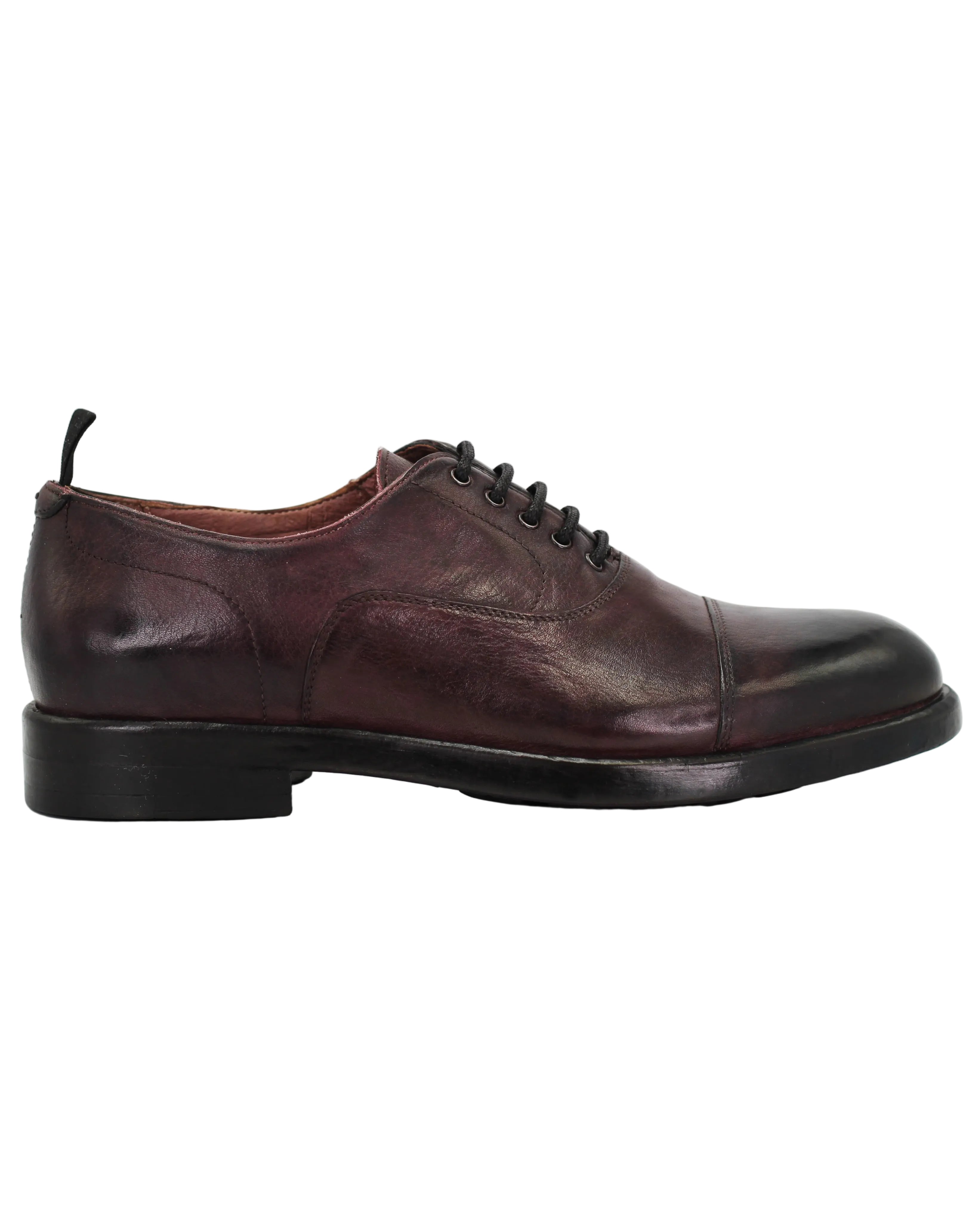 Shop Handmade Italian Leather men's oxford (BRU12057) or browse our range of hand-made Italian shoes in leather or suede in-store at Aliverti Cape Town, or shop online. We deliver in South Africa & offer multiple payment plans as well as accept multiple safe & secure payment methods.