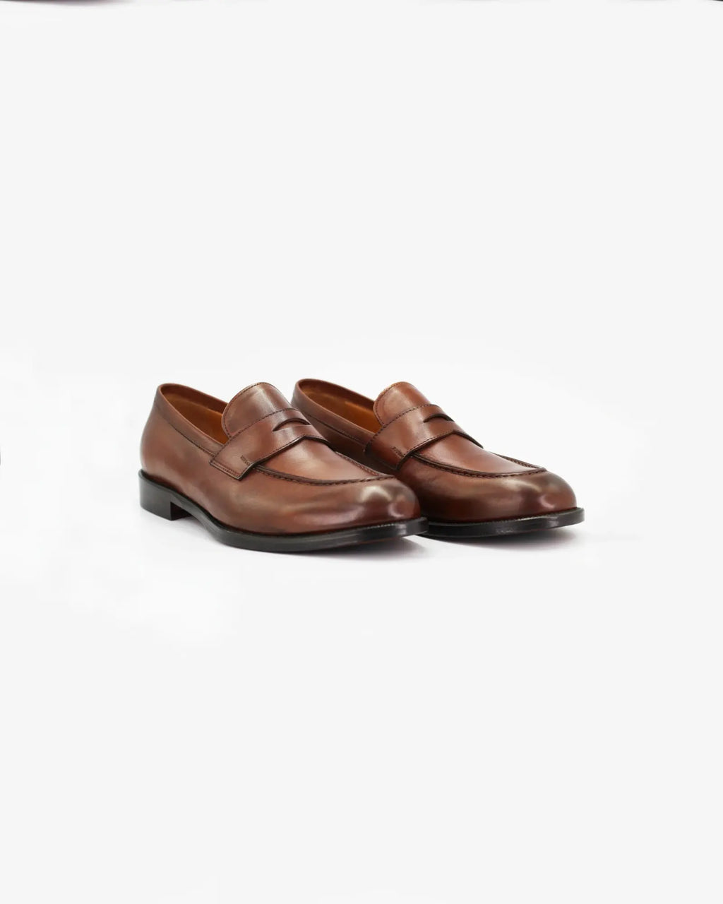 Shop Handmade Italian Leather men's moccasin (BRU10567) or browse our range of hand-made Italian shoes in leather or suede in-store at Aliverti Cape Town, or shop online. We deliver in South Africa & offer multiple payment plans as well as accept multiple safe & secure payment methods.