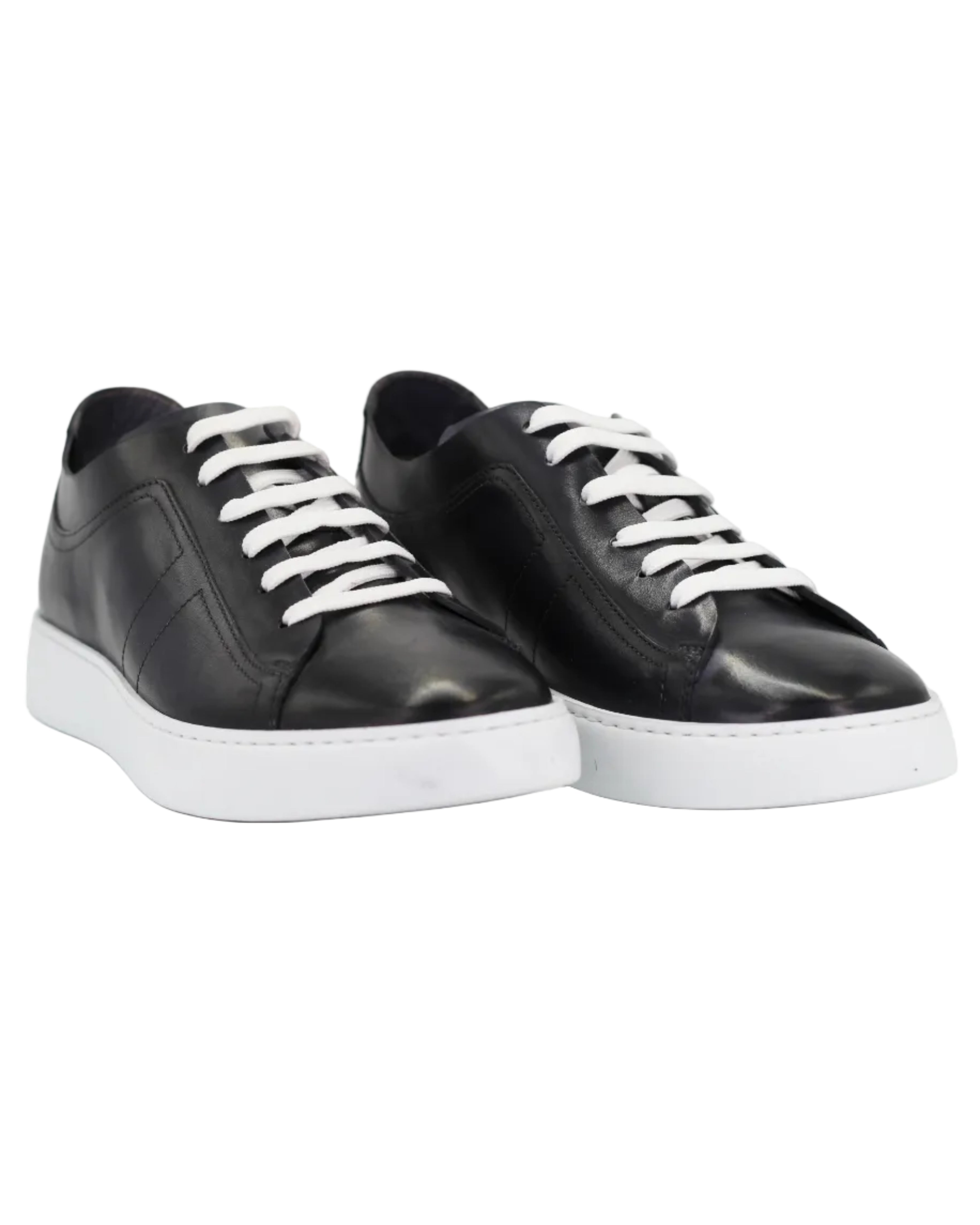 Shop Men's sneaker in calf leather bluette (BR11356) or browse our range of men's Italian clothing and shoes in leather in-store at Aliverti Cape Town, or shop online. We deliver in South Africa & offer multiple payment plans as well as accept multiple safe & secure payment methods.