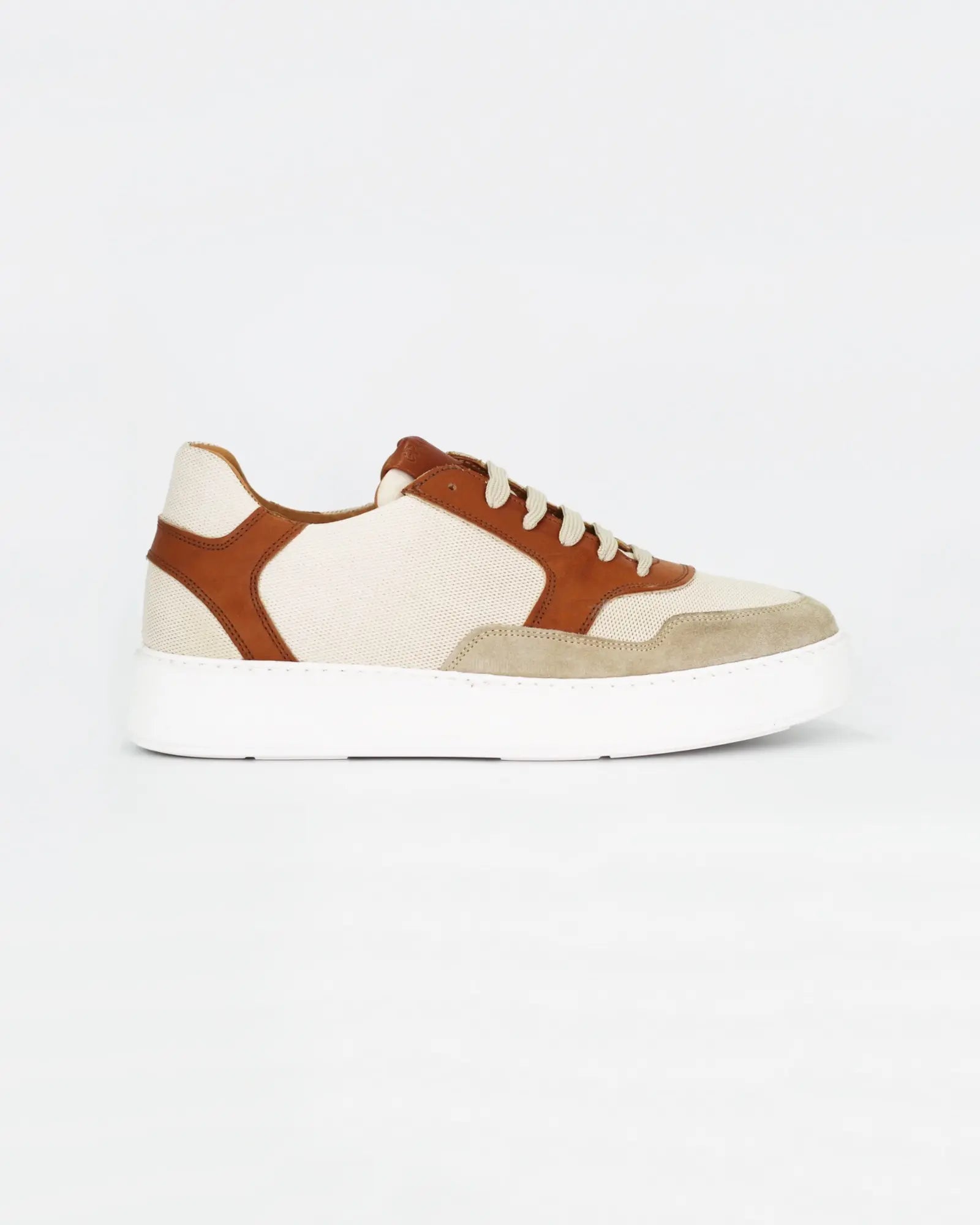 Shop men's sneaker in calf leather cuoio (GRUHEND-01 1932) or browse our range of men's Italian clothing and shoes in leather in-store at Aliverti Cape Town, or shop online. We deliver in South Africa & offer multiple payment plans as well as accept multiple safe & secure payment methods.
