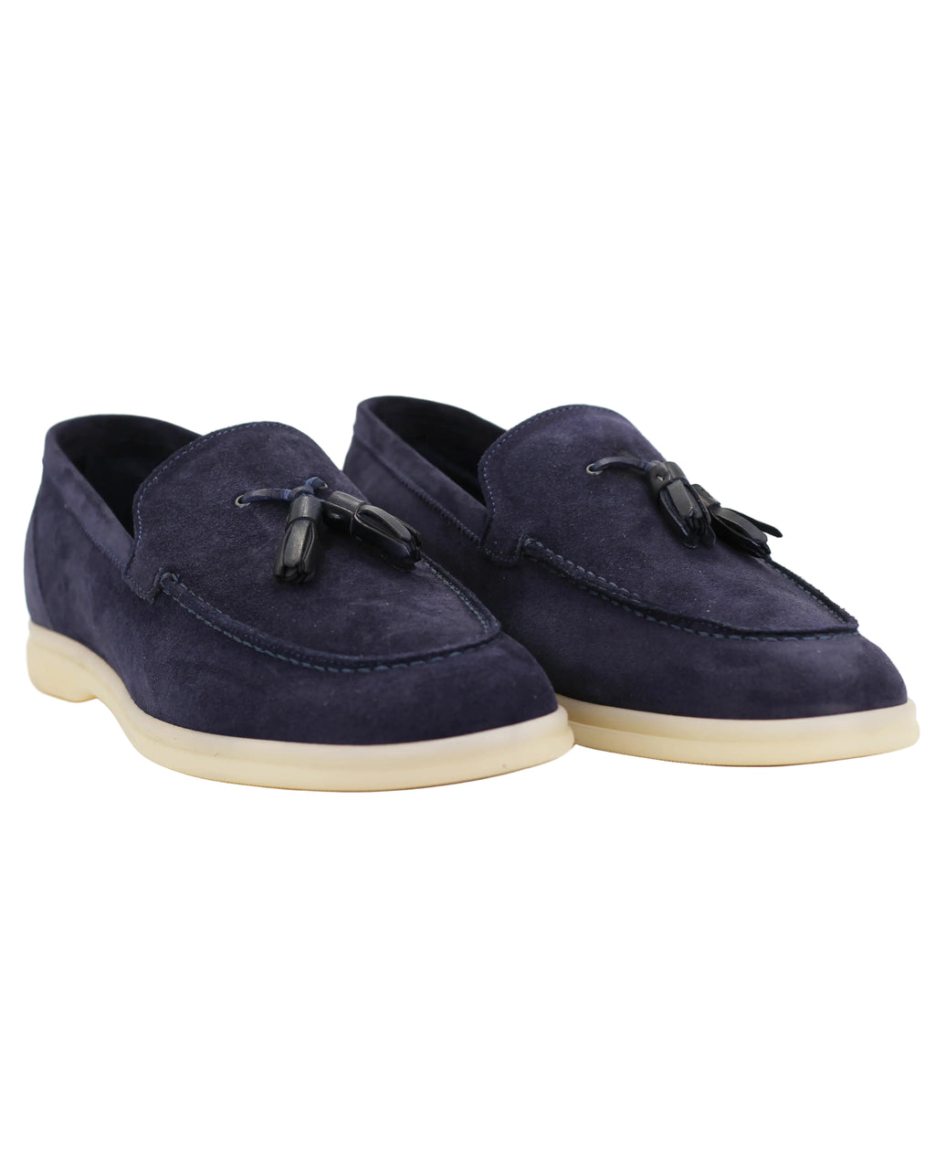 Shop Handmade Italian Leather men tassle moccasin (BRU10016) or browse our range of hand-made Italian shoes in leather or suede in-store at Aliverti Cape Town, or shop online. We deliver in South Africa & offer multiple payment plans as well as accept multiple safe & secure payment methods.