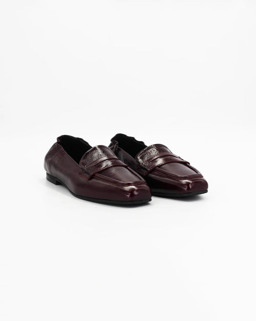 Shop Handmade Italian Leather Women's Loafer in Patent Leather Burgundy  or browse our range of hand-made Italian shoes in leather or suede in-store at Aliverti Cape Town, or shop online. We deliver in South Africa & offer multiple payment plans as well as accept multiple safe & secure payment methods.