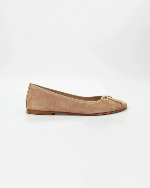 Shop Handmade Women's Ballerina Pump in calf Leather Suede Taupe or browse our range of hand-made Italian shoes in leather or suede in-store at Aliverti Cape Town, or shop online. We deliver in South Africa & offer multiple payment plans as well as accept multiple safe & secure payment methods.