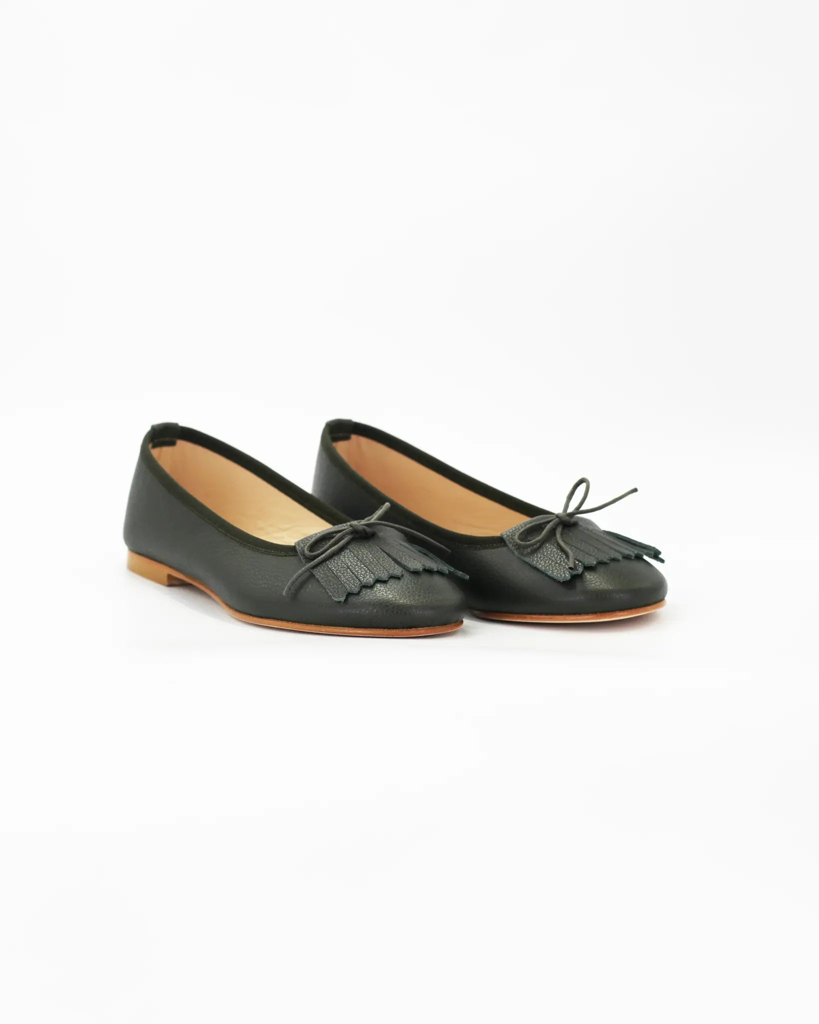 Shop Handmade Women's Ballerina Pump with Fringe in Calf Leather Militare or browse our range of hand-made Italian shoes in leather or suede in-store at Aliverti Cape Town, or shop online. We deliver in South Africa & offer multiple payment plans as well as accept multiple safe & secure payment methods.