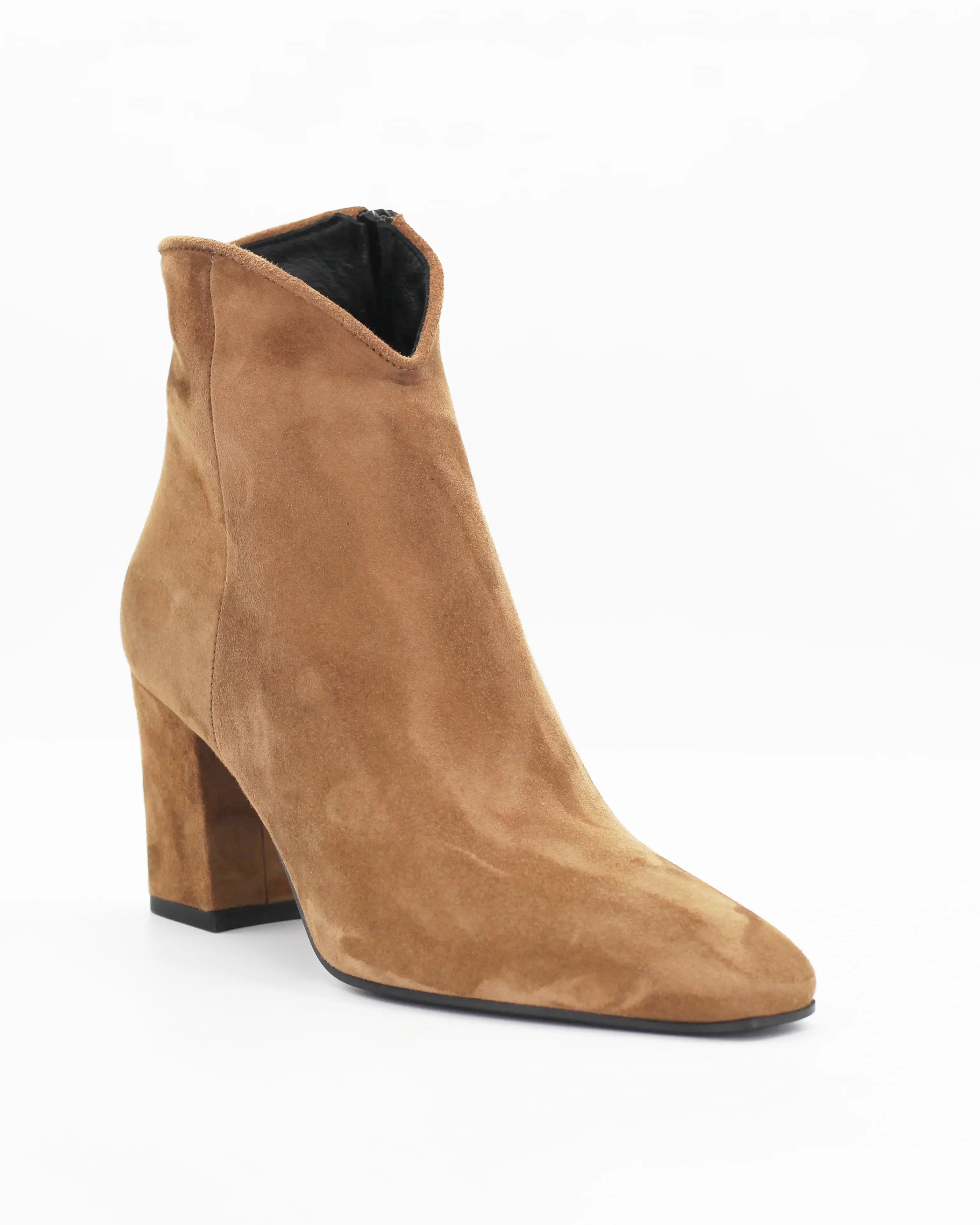 Shop Handmade Italian Leather Women's Block Heel Ankle Boot in Calf Leather Suede Taupe Beige (RENDY1) or browse our range of hand-made Italian shoes in leather or suede in-store at Aliverti Cape Town, or shop online. We deliver in South Africa & offer multiple payment plans as well as accept multiple safe & secure payment methods.