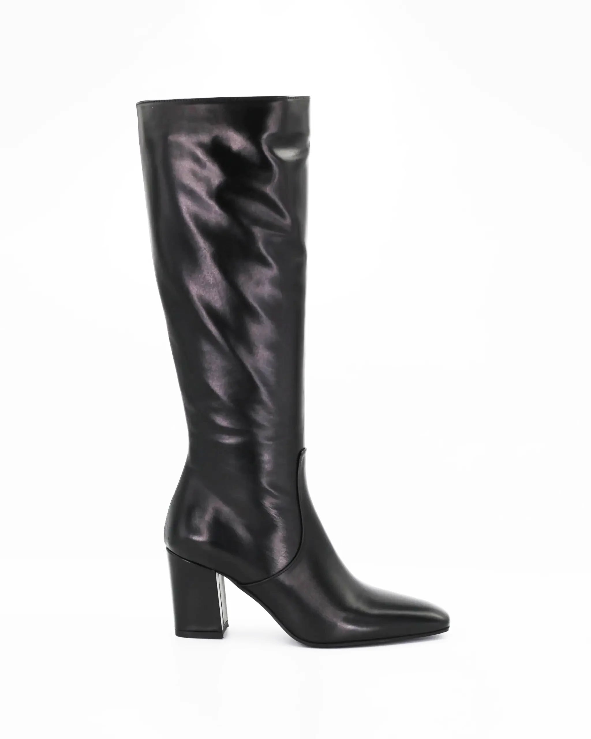 Shop Handmade Italian Leather Women's Block Heel  Boot in Calf Leather Nero (RENDY4) or browse our range of hand-made Italian shoes in leather or suede in-store at Aliverti Cape Town, or shop online. We deliver in South Africa & offer multiple payment plans as well as accept multiple safe & secure payment methods.