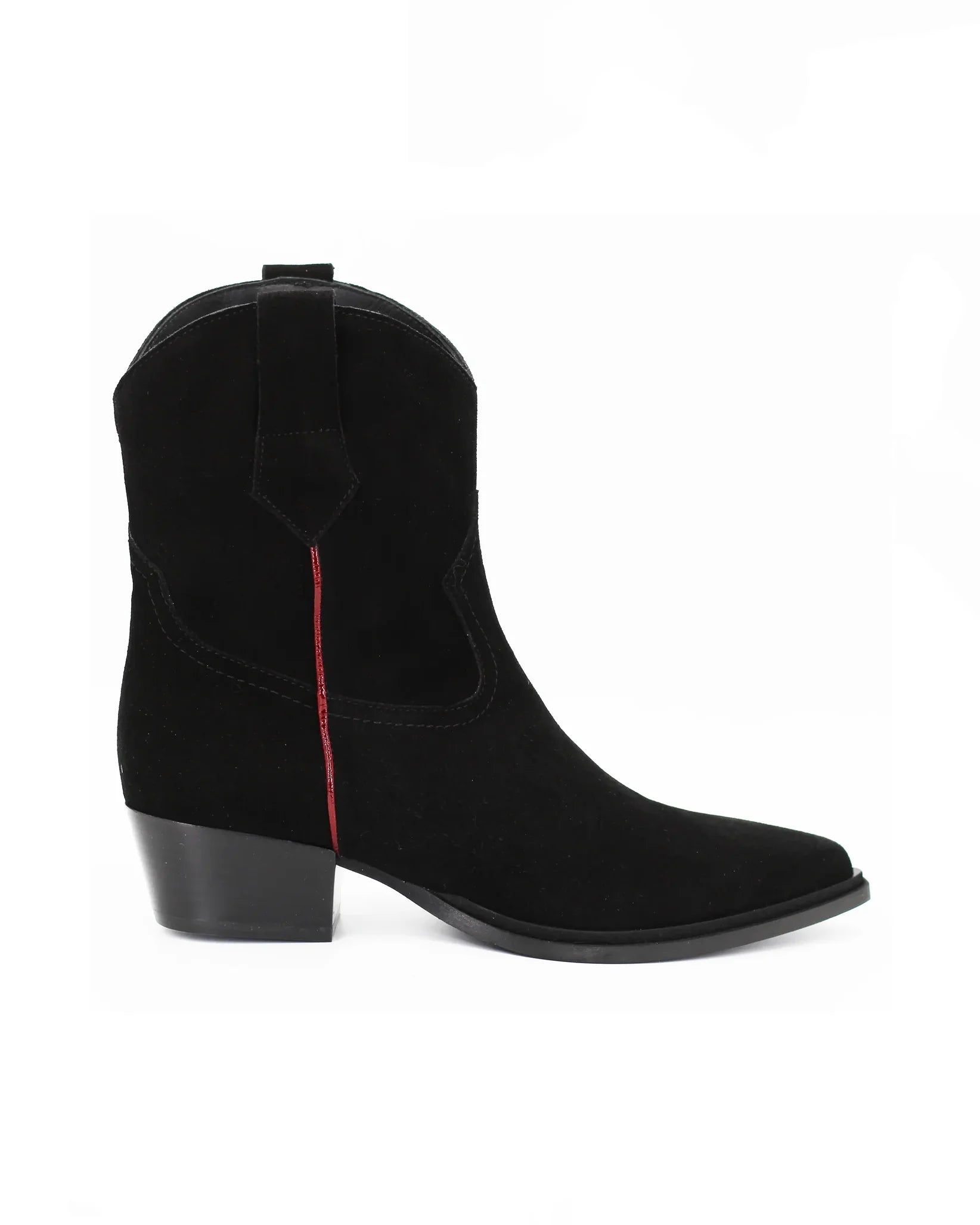 Shop Women's pointed cowboy boot in calf leather suede nero (MP3901) or browse our range of men's Italian clothing and shoes in leather in-store at Aliverti Cape Town, or shop online. We deliver in South Africa & offer multiple payment plans as well as accept multiple safe & secure payment methods.