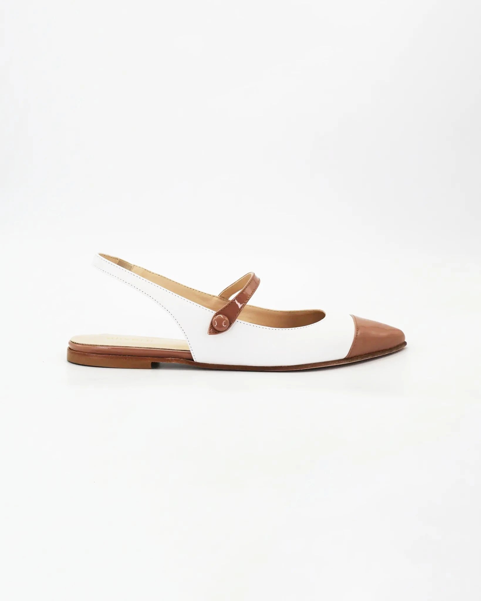 Shop Handmade Women's Sling-Back Pump in Calf leather Bianco Cuoio or browse our range of hand-made Italian shoes in leather or suede in-store at Aliverti Cape Town, or shop online. We deliver in South Africa & offer multiple payment plans as well as accept multiple safe & secure payment methods.