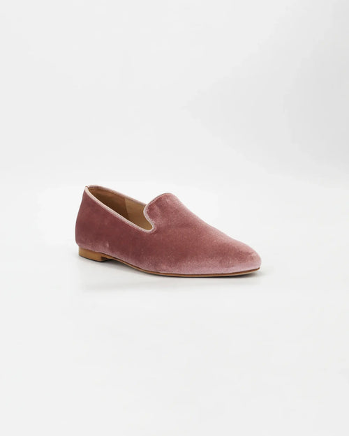 Shop Handmade Women's Velvet Slipper in Calf Leather Suede Dusty Pink or browse our range of hand-made Italian shoes in leather or suede in-store at Aliverti Cape Town, or shop online. We deliver in South Africa & offer multiple payment plans as well as accept multiple safe & secure payment methods.