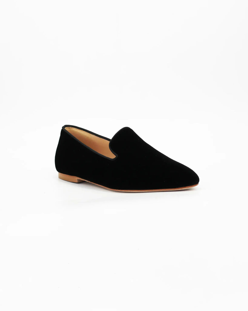 Shop Handmade Women's Velvet Slipper in Calf Leather Suede Nero or browse our range of hand-made Italian shoes in leather or suede in-store at Aliverti Cape Town, or shop online. We deliver in South Africa & offer multiple payment plans as well as accept multiple safe & secure payment methods.