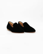 Shop Handmade Women's Velvet Slipper in Calf Leather Suede Nero or browse our range of hand-made Italian shoes in leather or suede in-store at Aliverti Cape Town, or shop online. We deliver in South Africa & offer multiple payment plans as well as accept multiple safe & secure payment methods.