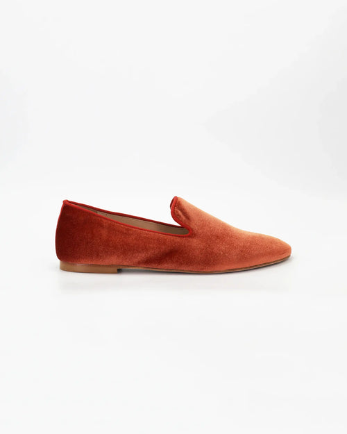 Shop Handmade Women's Velvet Slipper in Calf Leather Suede Terracotta or browse our range of hand-made Italian shoes in leather or suede in-store at Aliverti Cape Town, or shop online. We deliver in South Africa & offer multiple payment plans as well as accept multiple safe & secure payment methods.