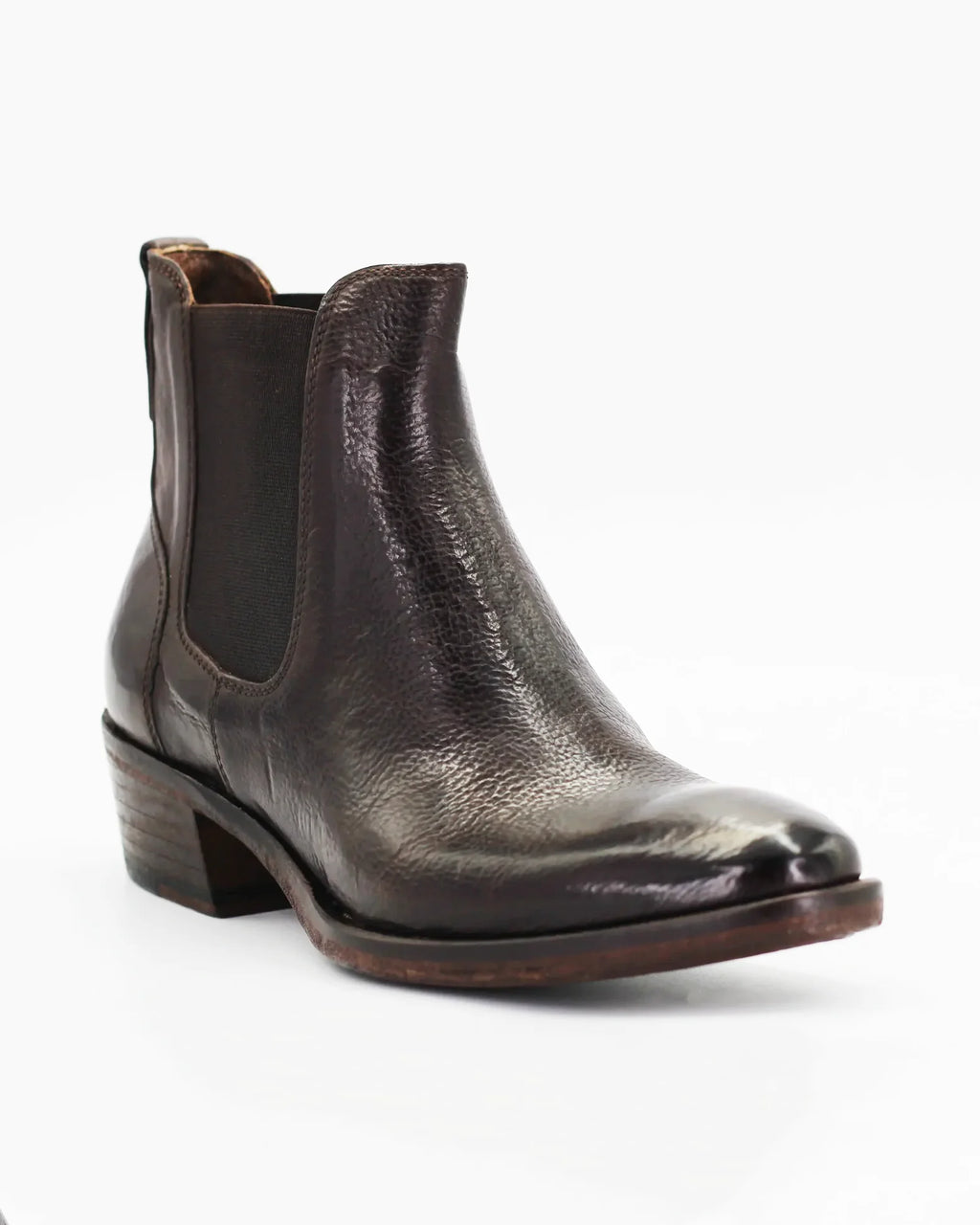 Shop Women's heeled chelsea boot in calf leather Testa Di Moro (BRD11674) or browse our range of men's Italian clothing and shoes in leather in-store at Aliverti Cape Town, or shop online. We deliver in South Africa & offer multiple payment plans as well as accept multiple safe & secure payment methods.