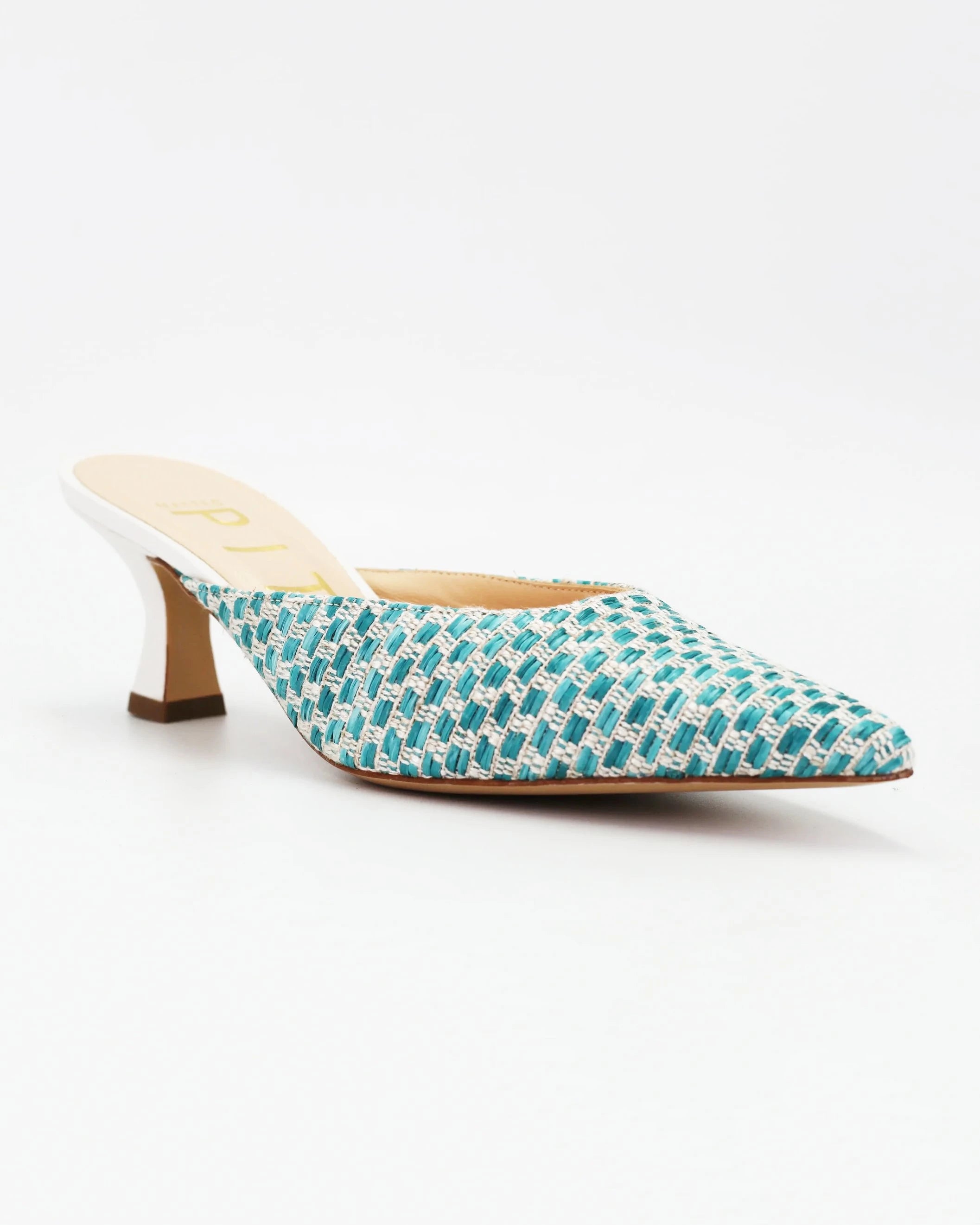 Shop Handmade Italian Leather Women's kitten heel (MP4400) or browse our range of hand-made Italian shoes in leather or suede in-store at Aliverti Cape Town, or shop online. We deliver in South Africa & offer multiple payment plans as well as accept multiple safe & secure payment methods.