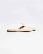 Shop Handmade Italian Leather pump (SB22) or browse our range of hand-made Italian shoes in leather or suede in-store at Aliverti Cape Town, or shop online. We deliver in South Africa & offer multiple payment plans as well as accept multiple safe & secure payment methods.