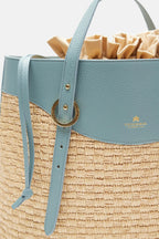 Shop Womens Italian-made Leather Amber Large Bucket Bag in Carta Zucchero (5904006) or browse our range of hand-made Italian handbags for women in-store at Aliverti Cape Town, or shop online.   We deliver in South Africa & offer multiple payment plans as well as accept multiple safe & secure payment methods.