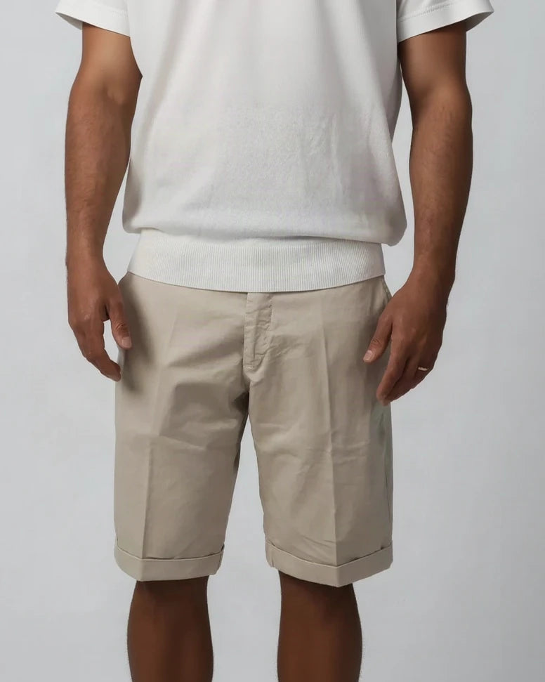 Beige cotton gabardine tailored shorts with slant pockets and cuffed hem – Fiftieth Cielo shorts, Aliverti