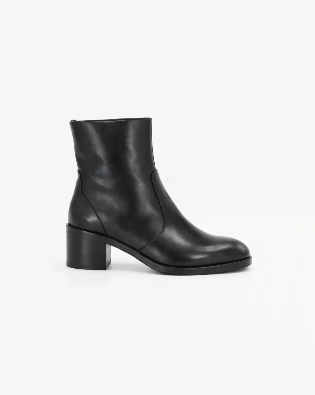 Women's Block Heel Ankle Boot in Calf Leather Nero
