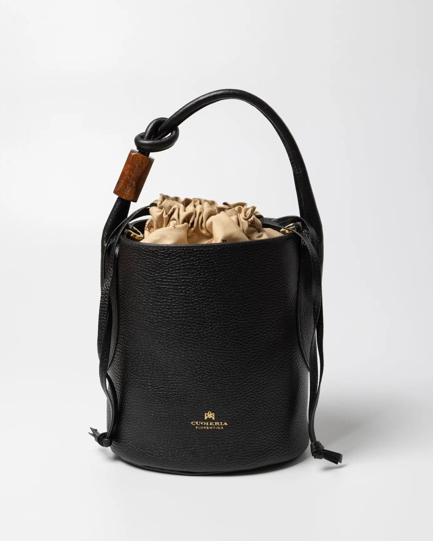 Leather Handbags - Shop Premium Quality and Durable Styles | Aliverti