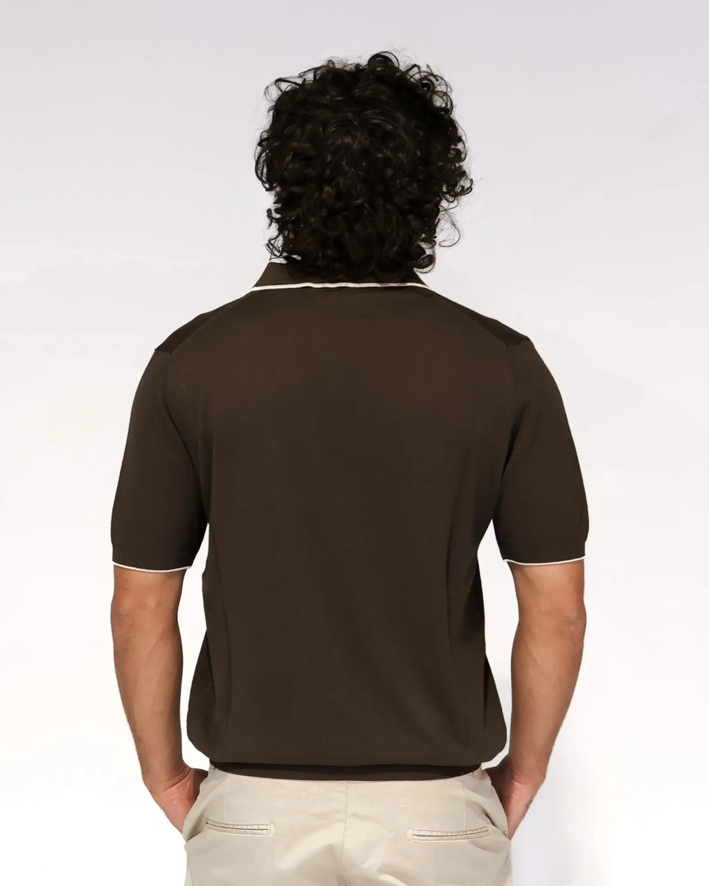Dark brown knit polo with Johnny collar, contrast tipping – Aliverti