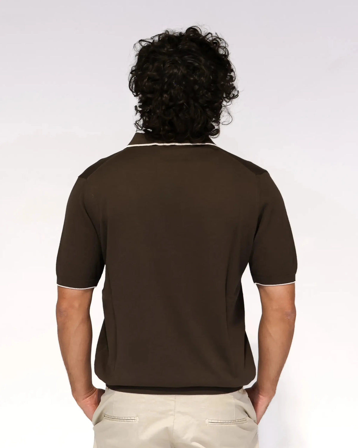 Dark brown knit polo with Johnny collar, contrast tipping – Aliverti