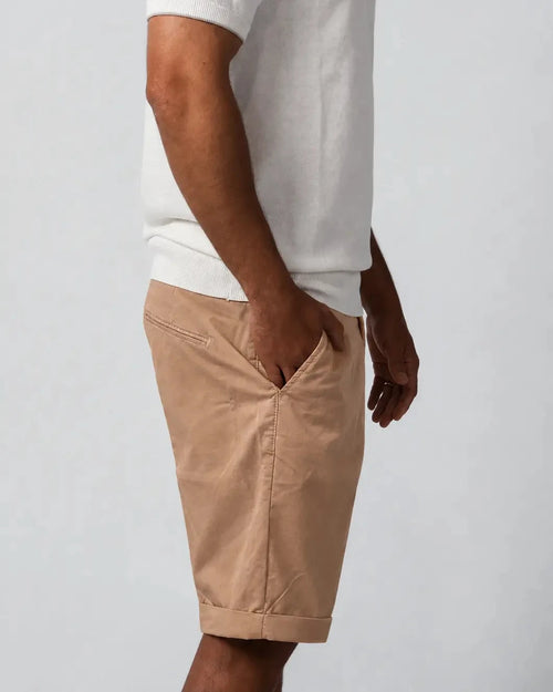 dark beigecotton gabardine tailored shorts with slant pockets and cuffed hem – Fiftieth shorts, Aliverti
