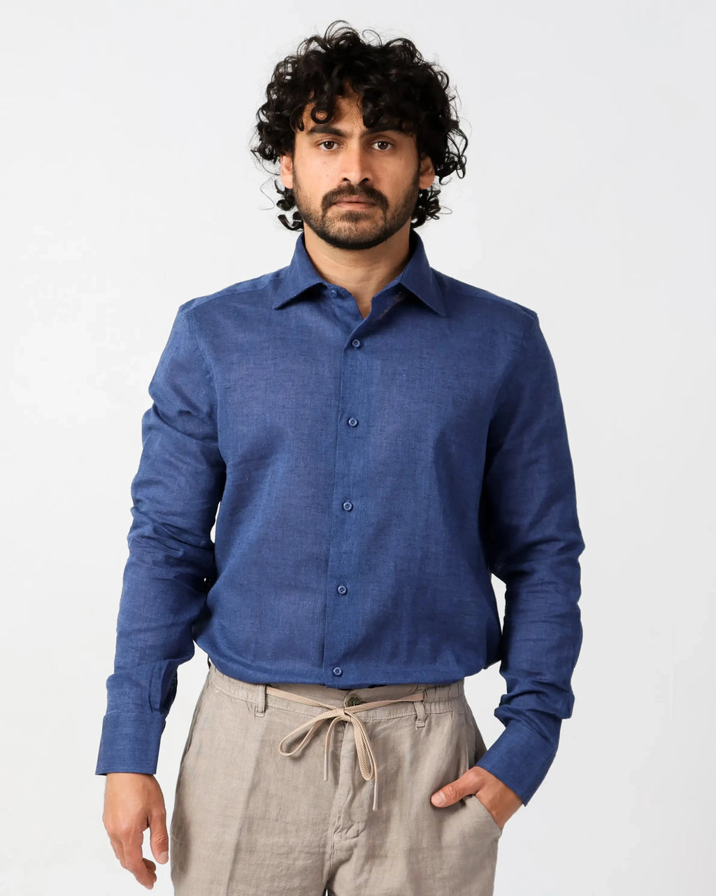Dark navy blue cotton-linen shirt, classic collar, breathable weave – Fiftieth shirt, Aliverti