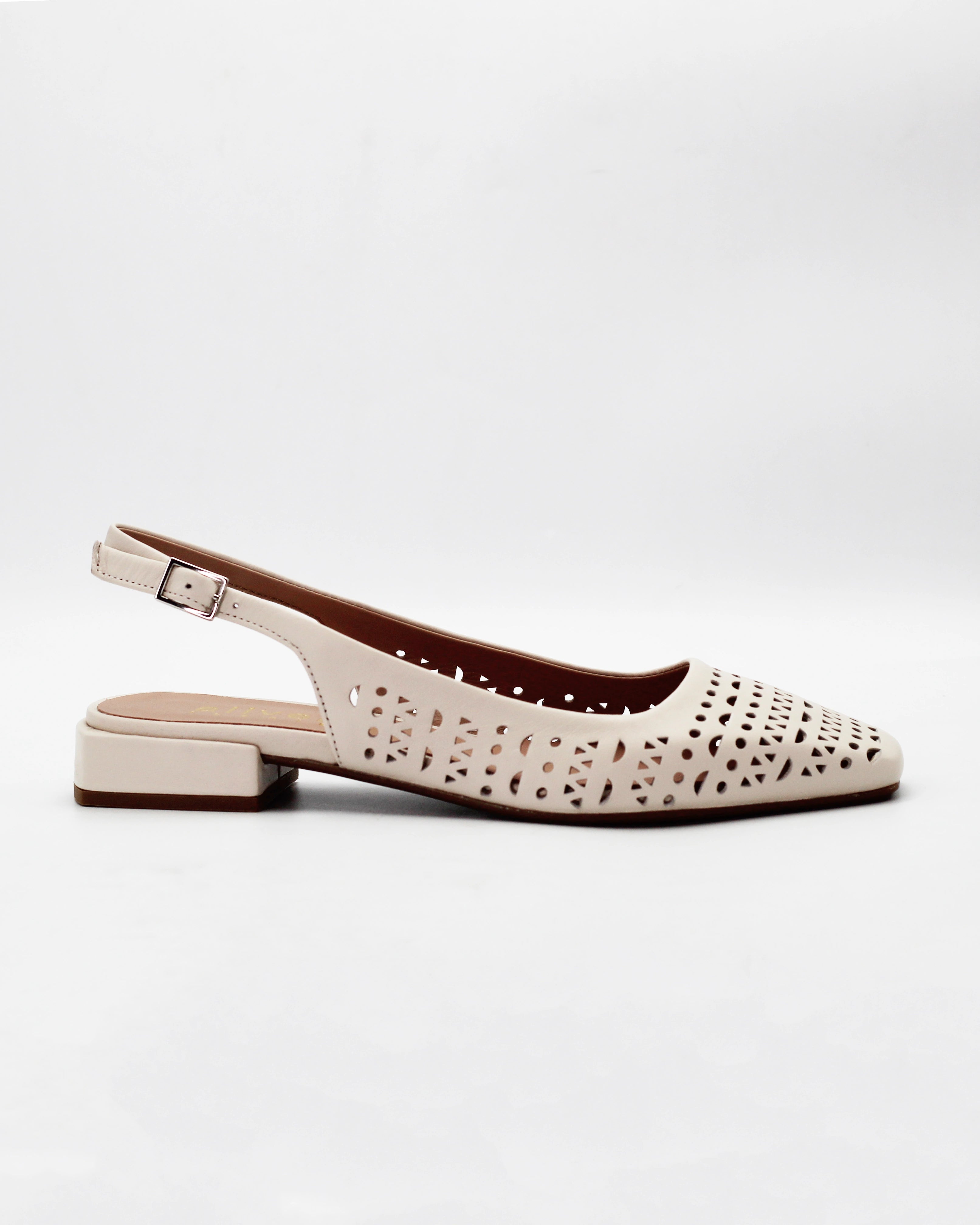 Shop the DARIA95 slingback flat in cream calf leather. Italian-made with laser cut-out detailing, an adjustable slingback strap, and rubber sole. Timeless everyday elegance.