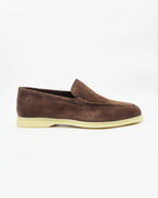 Shop the UO32017 slip-on loafer in cocco suede calf leather. Italian-made with a soft unstructured silhouette and rubber sole. Refined everyday elegance.