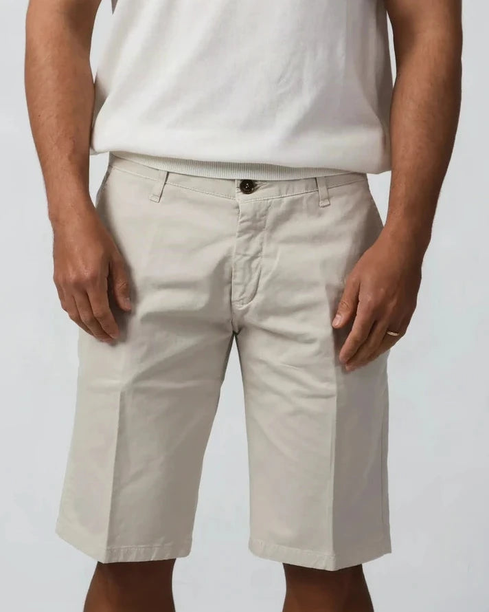 Beige cotton gabardine tailored shorts – Fiftieth Sole shorts, Aliverti
