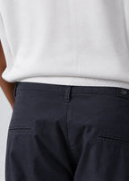 Navy Blue cotton gabardine tailored shorts with slant pockets and cuffed hem – Fiftieth shorts, Aliverti