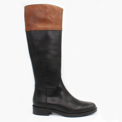 Shop Handmade Italian Leather Equestrian Boot in Nature Nero and Tabacco (GC2060) or browse our range of hand-made Italian boots for women in leather or suede in-store at Aliverti or Cape Town, or shop online. We deliver in South Africa & offer multiple payment plans as well as accept multiple safe & secure payment methods.