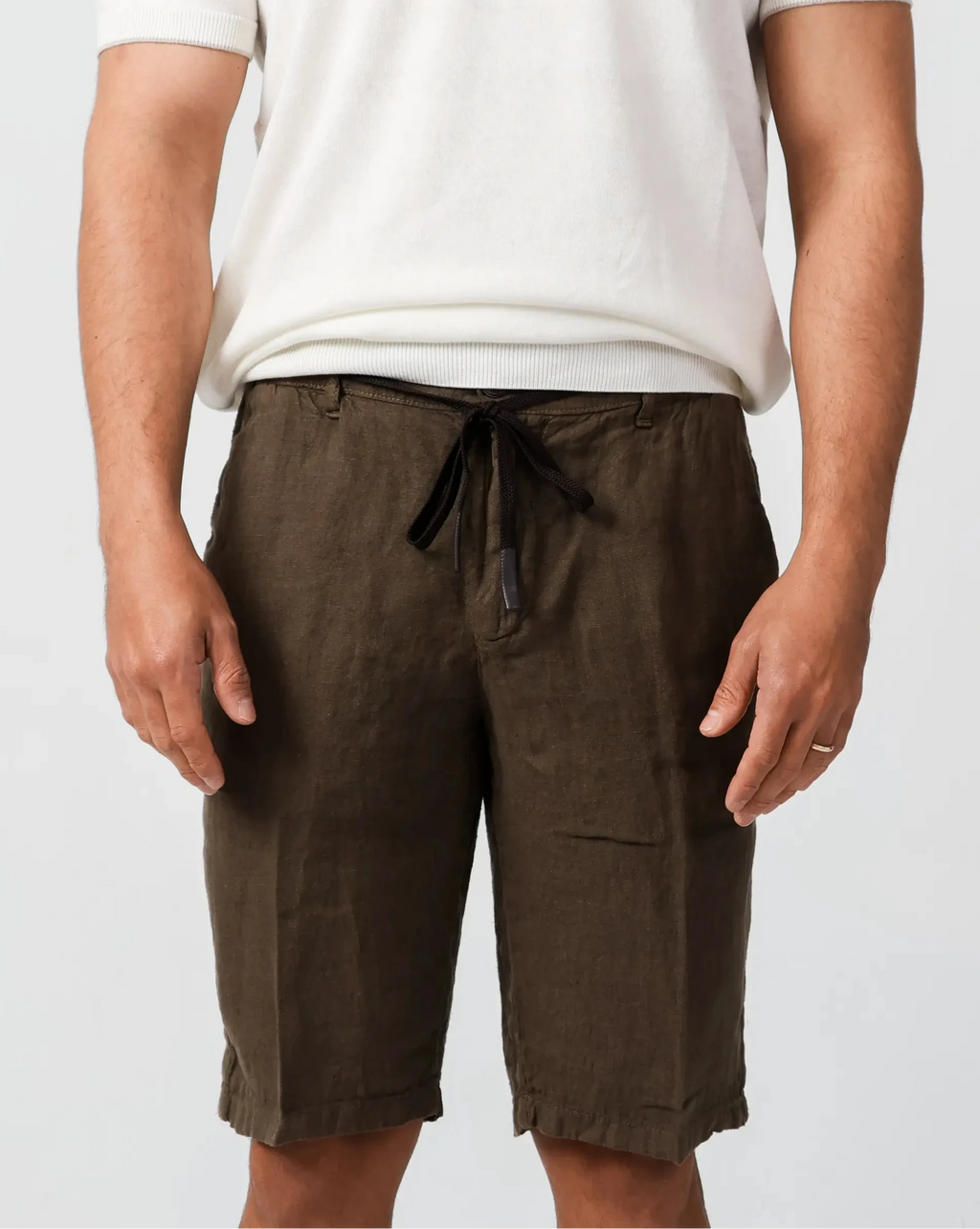Brown linen shorts, relaxed fit summer style – Fiftieth shorts, Aliverti