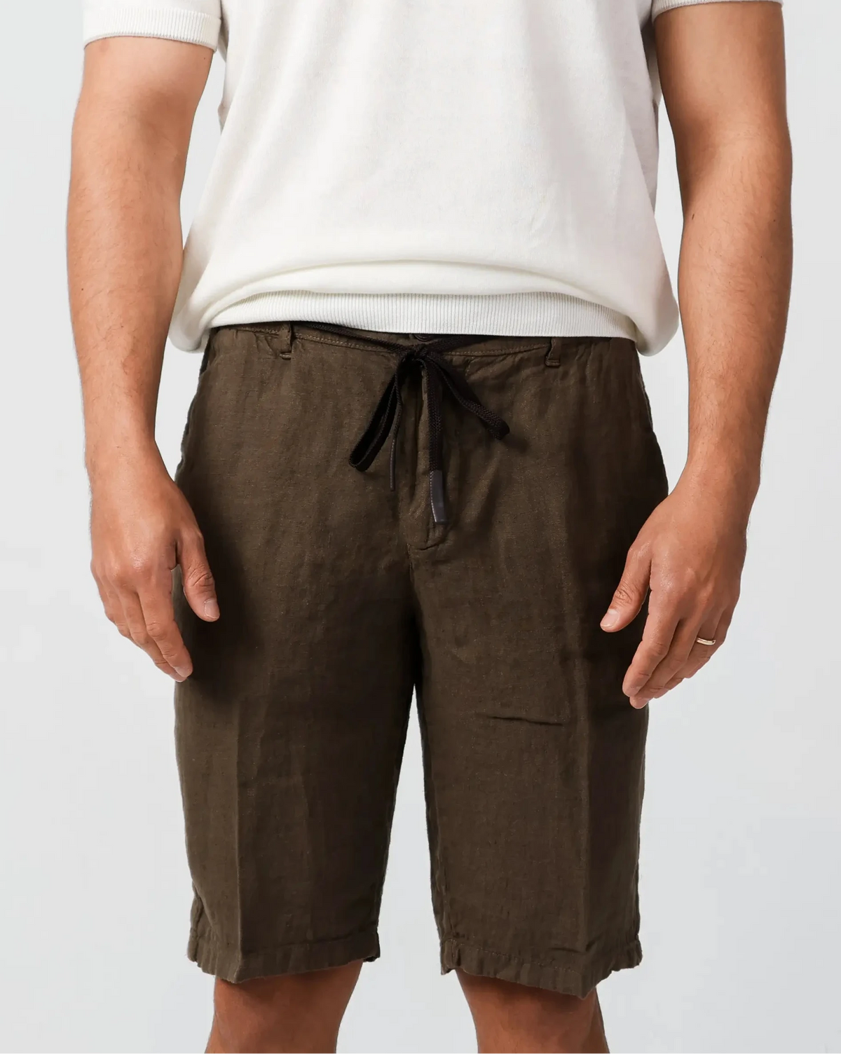 Brown linen shorts, relaxed fit summer style – Fiftieth shorts, Aliverti