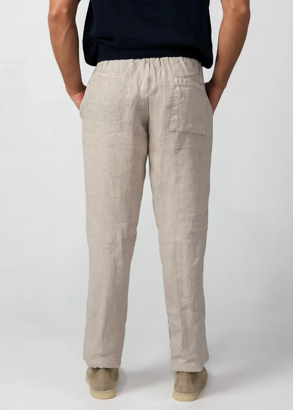 Taupe grey (Fango) 100% linen drawstring trousers, Amalfi by Aliverti, made in Italy.