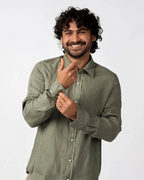 Sage green 100% linen shirt, classic collar, button-down – Aliverti