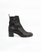 Shop Handmade Italian Leather Heeled Ankle Boot in Nero (GC2560)  or browse our range of hand-made Italian boots for women in leather or suede in-store at Aliverti Cape Town, or shop online. We deliver in South Africa & offer multiple payment plans as well as accept multiple safe & secure payment methods.
