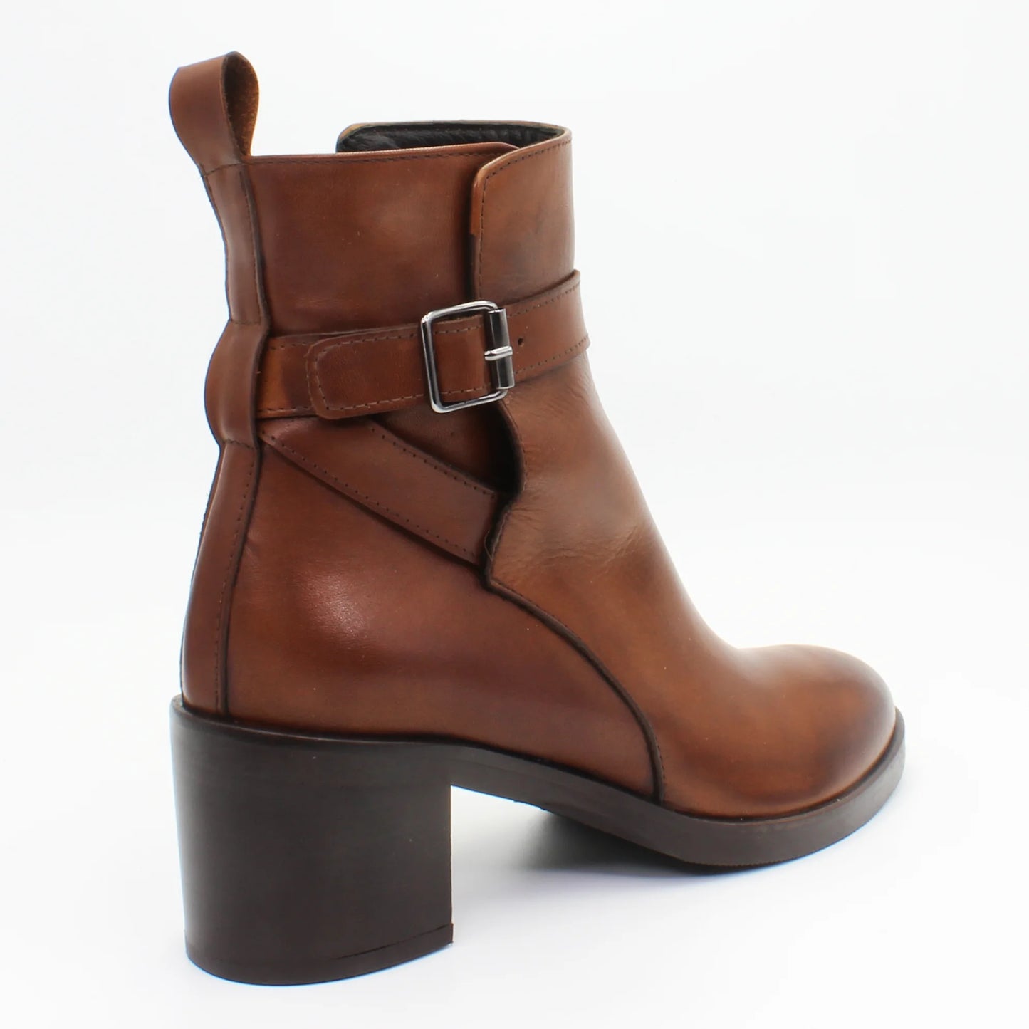 Shop Handmade Italian Leather Heeled Ankle Boot in Tabacco (GC2560) or browse our range of hand-made Italian boots for women in leather or suede in-store at Aliverti Cape Town, or shop online. We deliver in South Africa & offer multiple payment plans as well as accept multiple safe & secure payment methods.