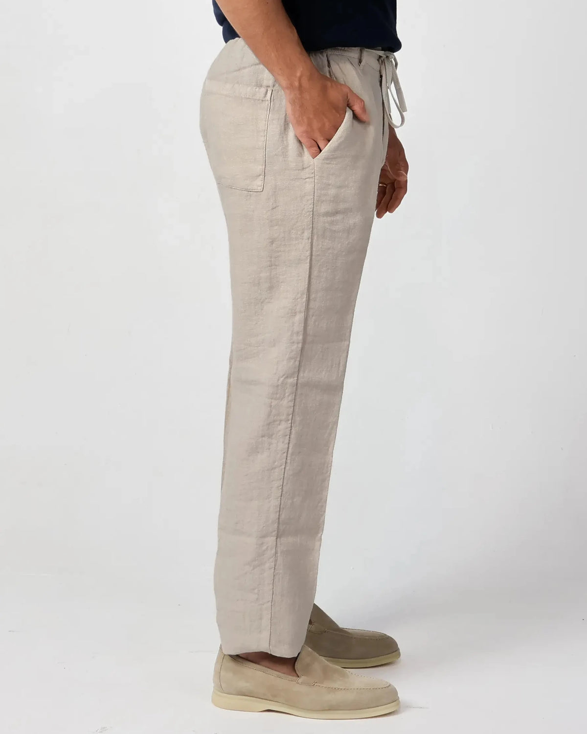Taupe grey (Fango) 100% linen drawstring trousers, Amalfi by Aliverti, made in Italy.